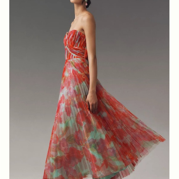 NWT - Hutch Corene Strapless Floral Tulle A-Line Midi Dress - size 8 - Picture 3 of 5